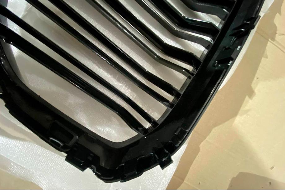 BMW X5 G05 2019–2026 Afgeprijsd Niergrille M-Look (2018-2022, hoogglans zwart) Foto 4