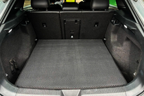 Volkswagen ID.5 2022– Rubberen kofferbakmat Carsuit V2 (zwart) foto 1