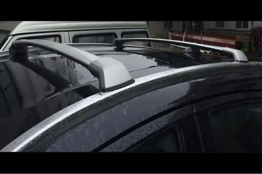 Honda HR-V 2014–2021 Dakdragers (dwarsbalken) voor geïntegreerde dakrails OEM (2 stuks) Zwart Image