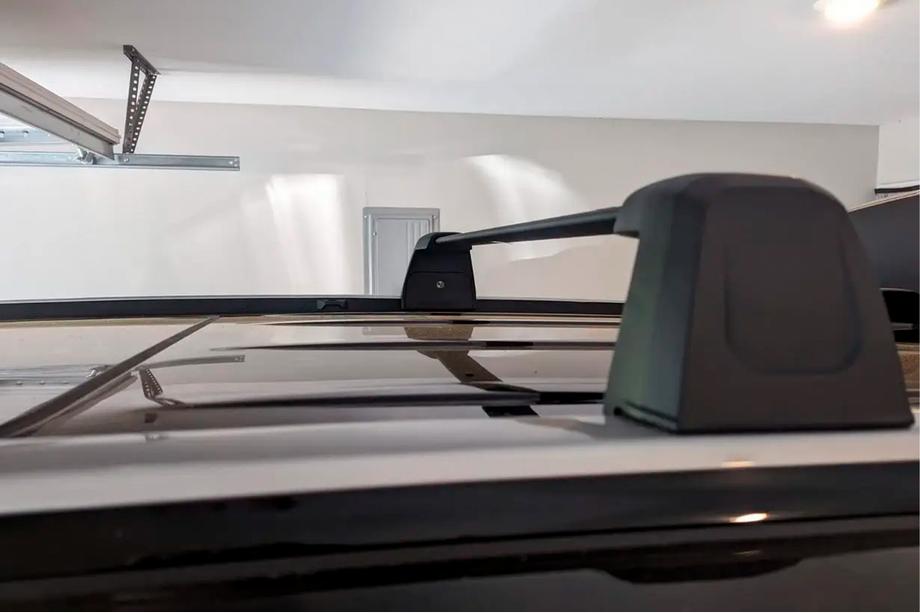 Jeep Grand Cherokee WL 2021– Dakdragers (dwarsbalken) voor geïntegreerde dakrails OEM (2 stuks) Zwart Foto 3