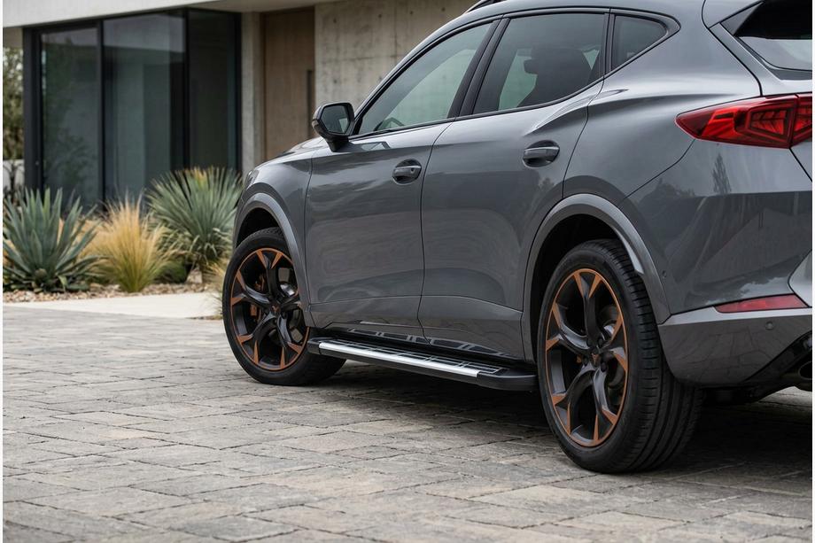 Cupra Formentor 2020– Sunrise side steps (set van 2, aluminium) Image