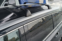 Toyota Highlander 2013–2019 Dakdragers (dwarsbalken) voor geïntegreerde dakrails OEM (2 stuks) Zwart foto 1
