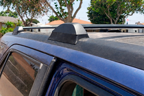 Honda CRV 2001–2006 OEM dakdragers (dwarsbalken) voor originele bevestigingspunten, afsluitbaar (2 stuks) foto 1