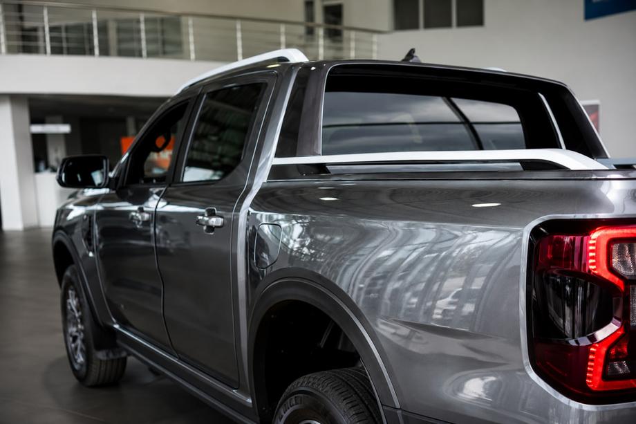 Ford Ranger 2022– OEM dakrails grijs (aluminium) Image