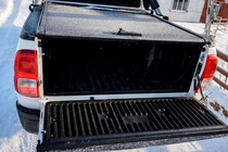 Mitsubishi L200 2024– OEM rolluik afdekking (handmatig met handgreep en slot) foto 4