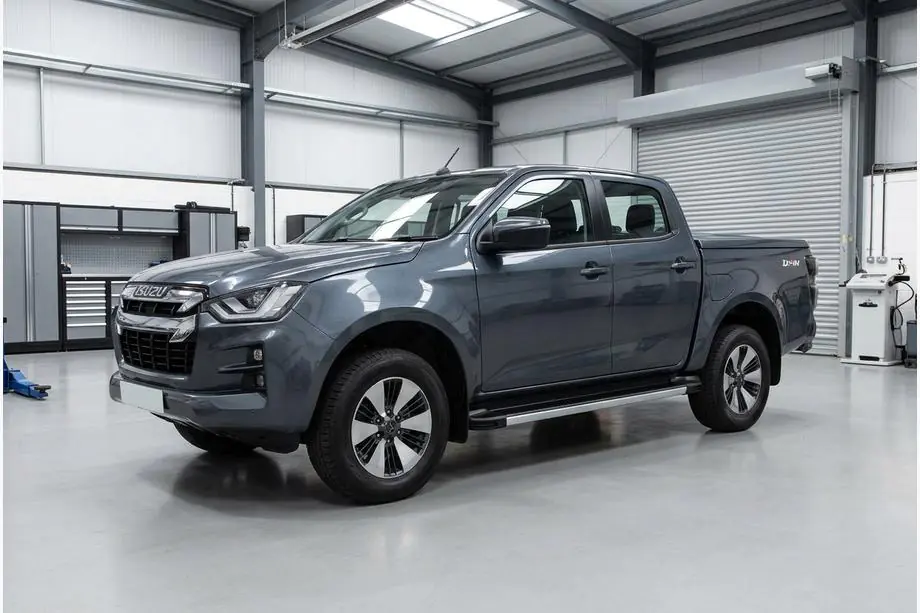 Isuzu D-Max 2019– Maya V1 zijtreden (2 stuks, aluminium) Image