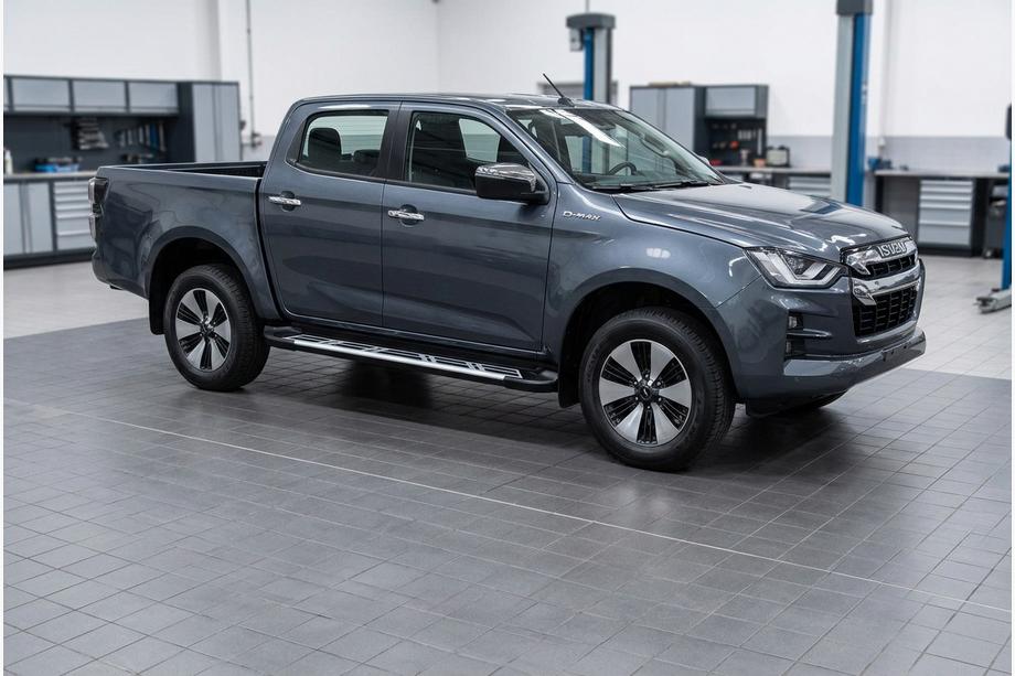 Isuzu D-Max 2019– Sunrise side steps (set van 2, aluminium) Image
