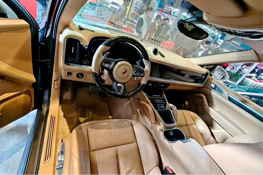 Porsche Cayenne 2018– Interieur upgrade set voor Cayenne E4 2026 Image