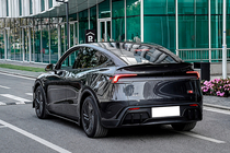 Tesla Model Y 2020– Bodykitset Black Warrior (voor 2025+) foto 4