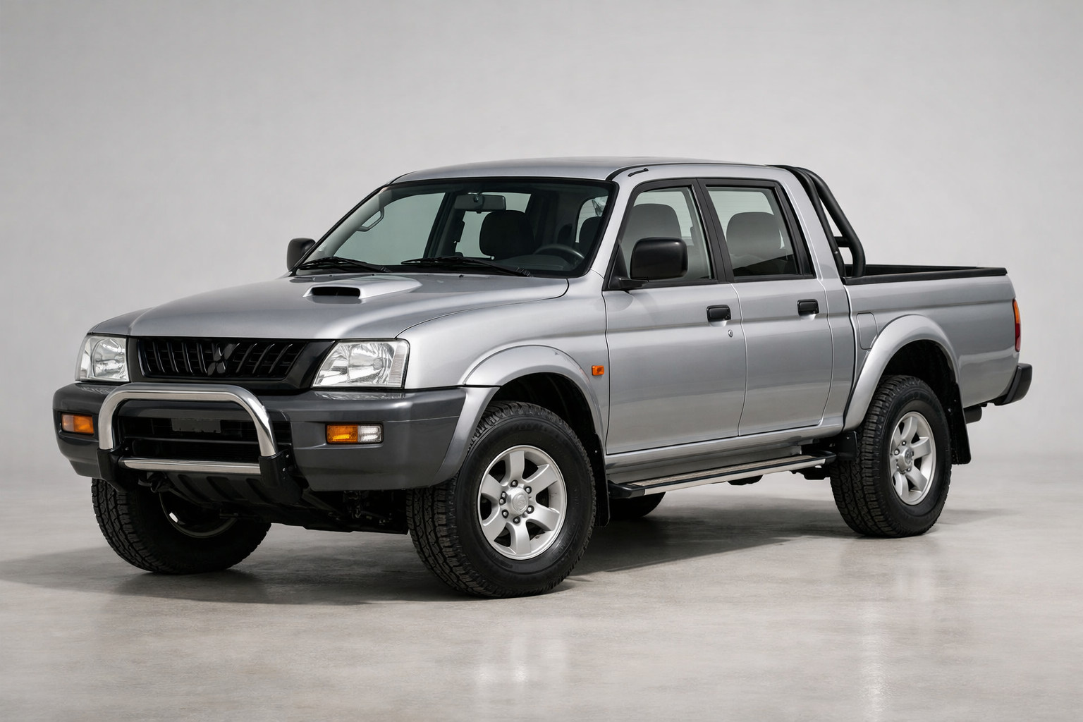 Mitsubishi L200 1996-2006 review: oldschool pick-up zonder franje