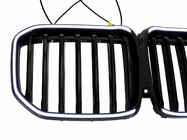 BMW X7 G07 2019– Niergrille 1 Bar LED (2019-2022, hoogglans zwart) foto 4