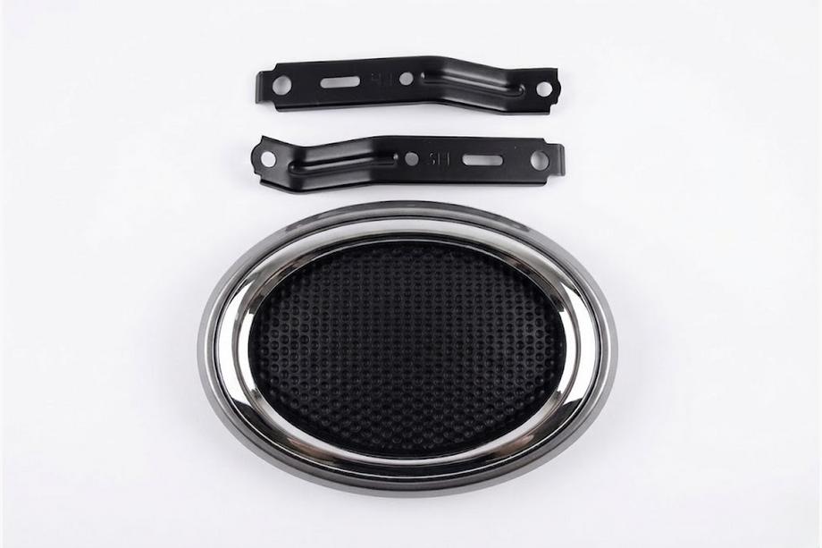 Toyota Land Cruiser Prado 150 2009–2023 Voorembleem V4 (2013-2017, 20 x 14 cm) Image