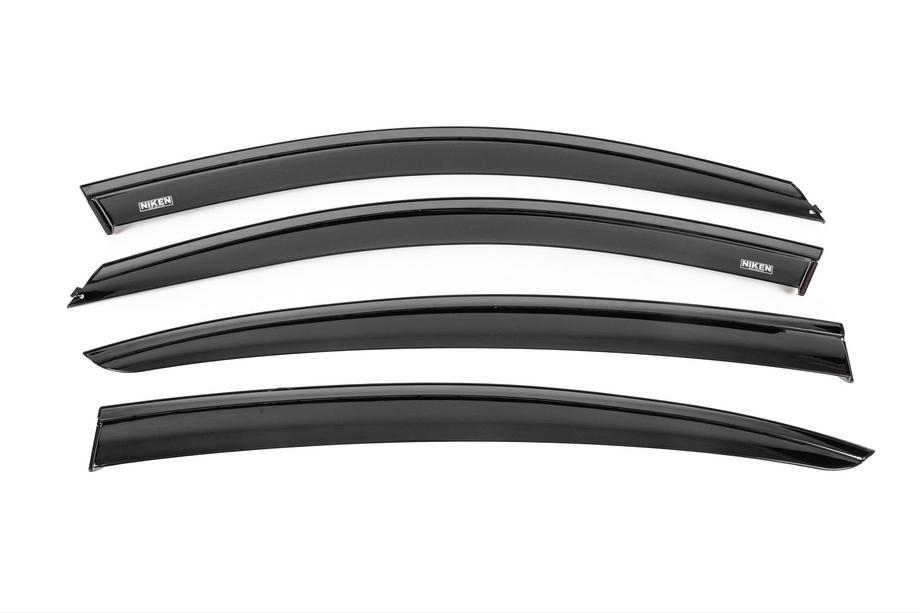BMW 5 Serie G30/G31 2017–2023 Winddeflectors met zwarte sierlijst Niken Luxury (4 stuks) Foto 1