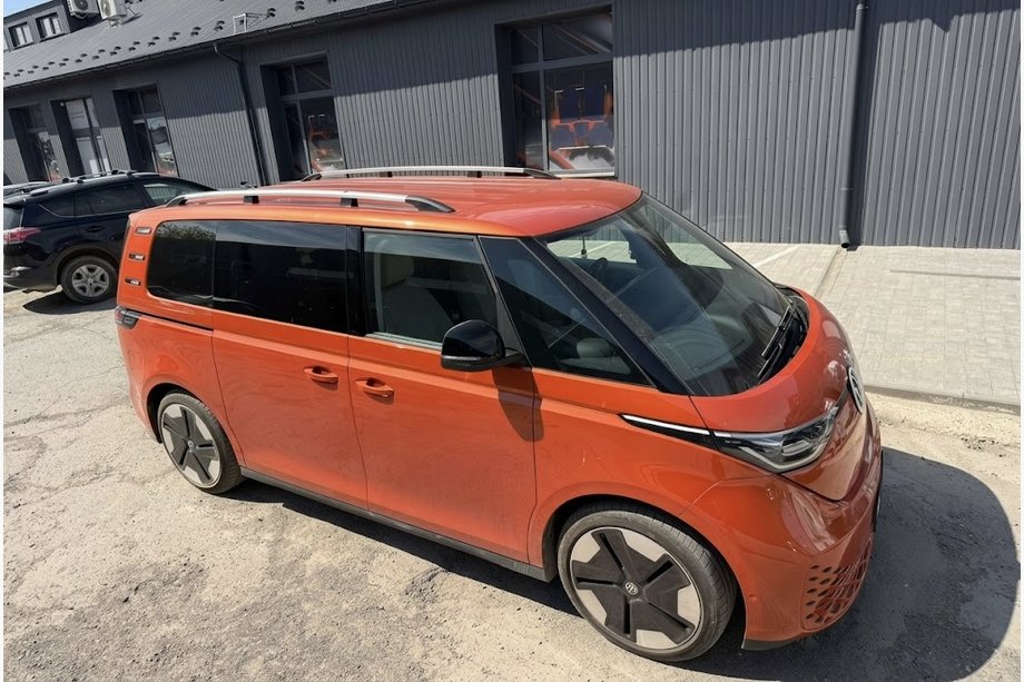 Volkswagen ID BUZZ 2022– Dakrails chroom (Turks design) Metalen voet Foto 7