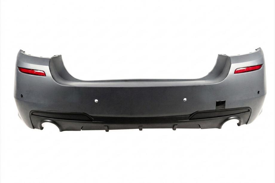 BMW 5 Serie F10/F11 2010–2016 Achterbumper met M-Performance diffuser (voor F10, voor dubbele uitlaat met enkel eindstuk per zijde) Foto 1