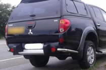 Mitsubishi L200 2006–2015 Achterhoeken AK003 (2 st., RVS) foto 3