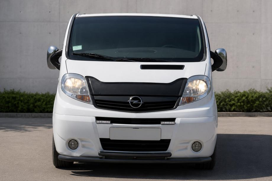 Renault Trafic 2001–2015 Frontbeschermbeugel ST014/2 Black (RVS) Image