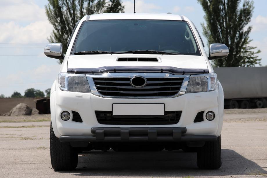 Toyota Hilux 2006–2015 Voorbumperbeschermer ST015 Black (RVS) Foto 1