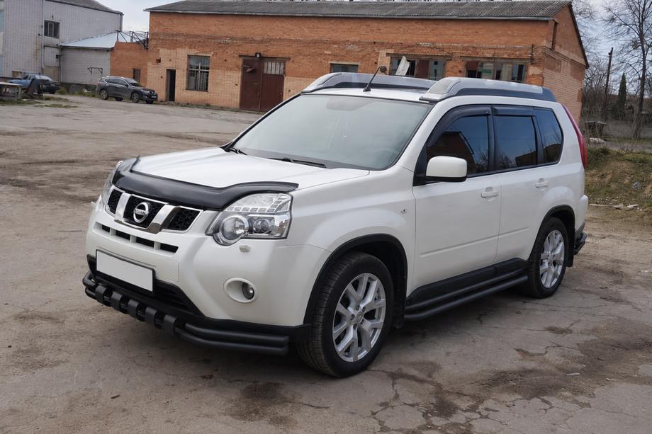 Nissan X-trail T31 2007–2014 Voorbumperbeschermer ST015 Black (RVS) Foto 2