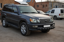 Lexus LX470 1998–2007 Voorbumperbeschermer ST015 Black (RVS) foto 2