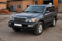Lexus LX470 1998–2007 Voorbumperbeschermer ST015 Black (RVS) foto 3