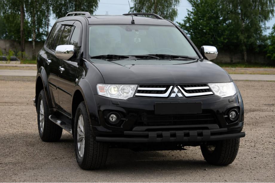 Mitsubishi L200 2006–2015 Voorbumperbeschermer ST015 Black (RVS) Image