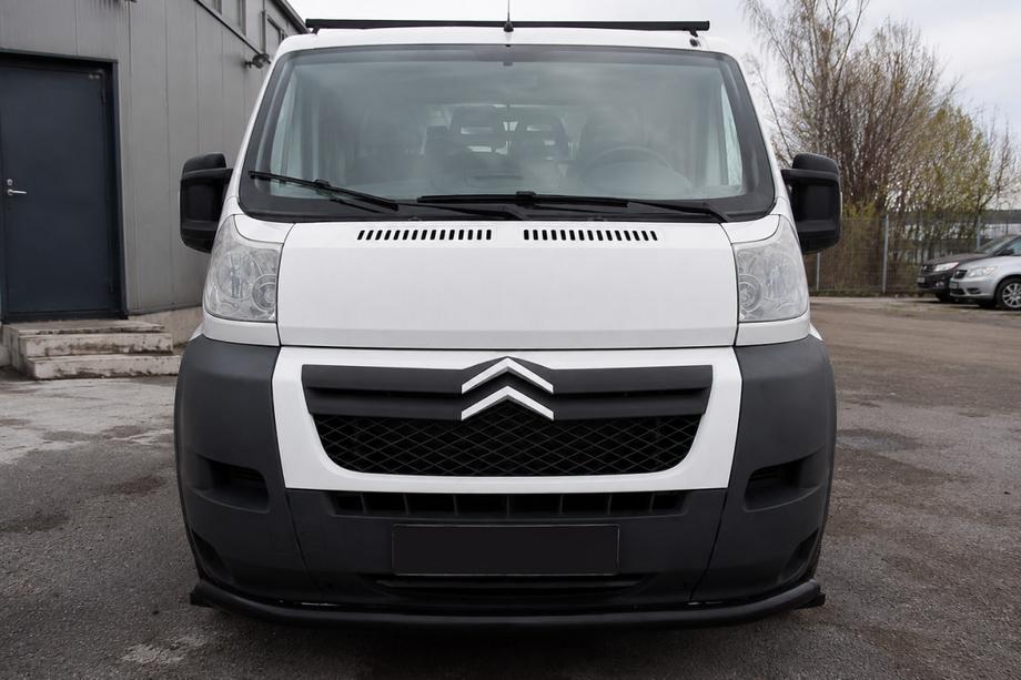 Fiat Ducato 2006–2025 Voorste beschermbeugel ST008 Black (RVS) Image