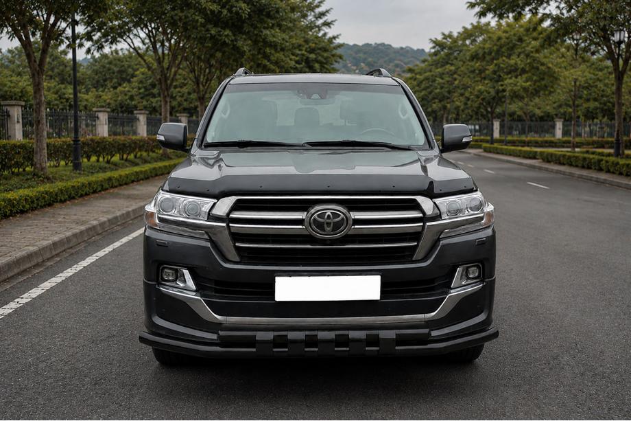 Toyota Land Cruiser 200 2007–2021 Bullbar ST015 Black (2015+, rvs) Image