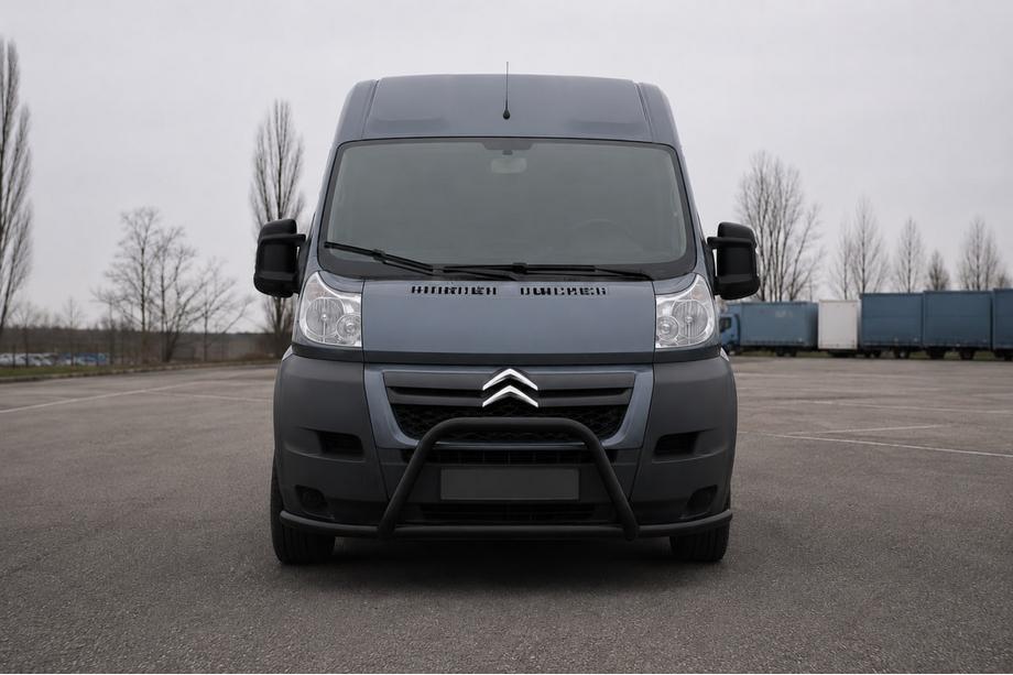 Fiat Ducato 2006–2025 RVS bullbar voorzijde ST019 Black (roestvrij staal) Image
