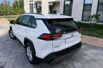 Toyota Rav 4 2019–2025 Geïntegreerde dakrails zwart OEM V2 (aluminium) foto 1