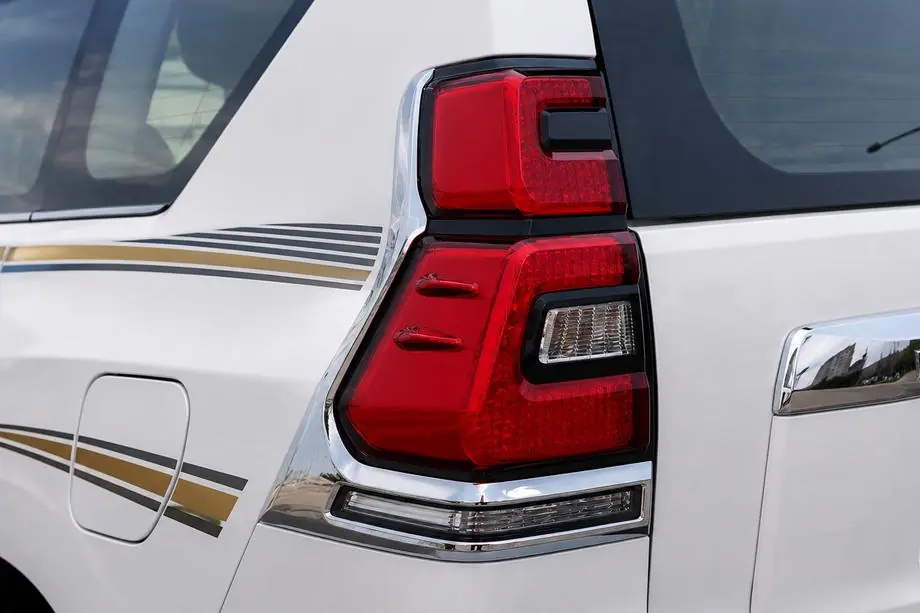 Toyota Land Cruiser Prado 150 2009–2023 LED achterlichten Chrome V1 (2017-2023, 2 stuks) Image