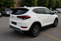 Hyundai Tucson TL 2016–2021 Geïntegreerde dakrails zwart OEM (ABS-kunststof, montage met lijm) foto 1