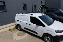 Citroen Berlingo/Multispace 2018– Zwarte dakrails (Turks design) Standaard, kunststof voetjes foto 3
