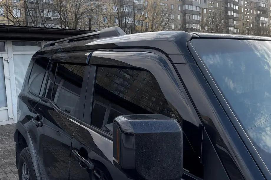 Toyota Land Cruiser Prado 250 2023– Raamwindschermen Niken Luxury (4 stuks) Foto 2