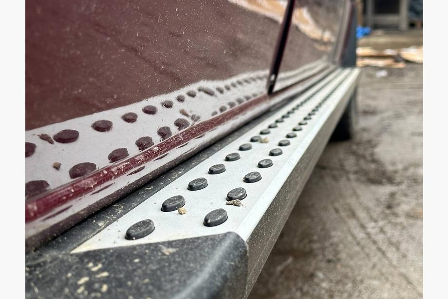 Mercedes Sprinter W906 2006–2018 DOT-Line side steps (2 stuks, aluminium) Foto 12
