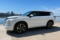 Mitsubishi Outlander 2021– Geïntegreerde dakrails grijs OEM (aluminium, montage met lijm) foto 3