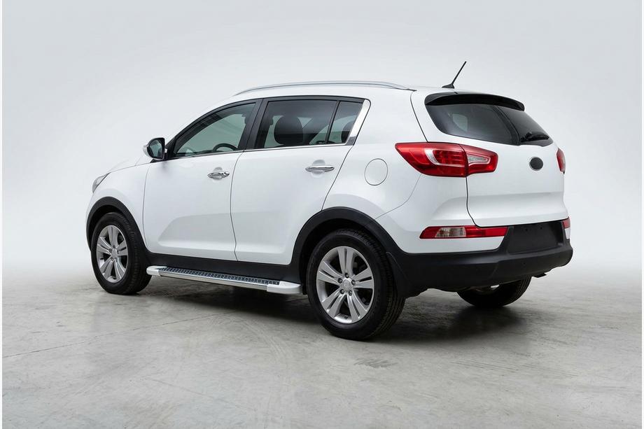 Kia Sportage 2010–2015 Side steps Allmond White (2 st., aluminium) Image