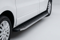 Renault Trafic 2015– BlackLine zijsteps (2 stuks, aluminium) foto 1
