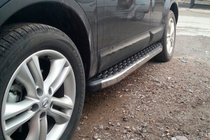 Nissan Qashqai 2007–2010 BlackLine side steps (2 stuks, aluminium) foto 2