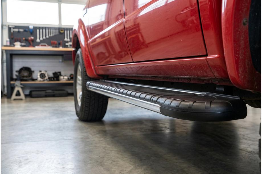 Mazda BT-50 2007–2012 Bosphorus Grey zijsteps (set van 2, aluminium) Image