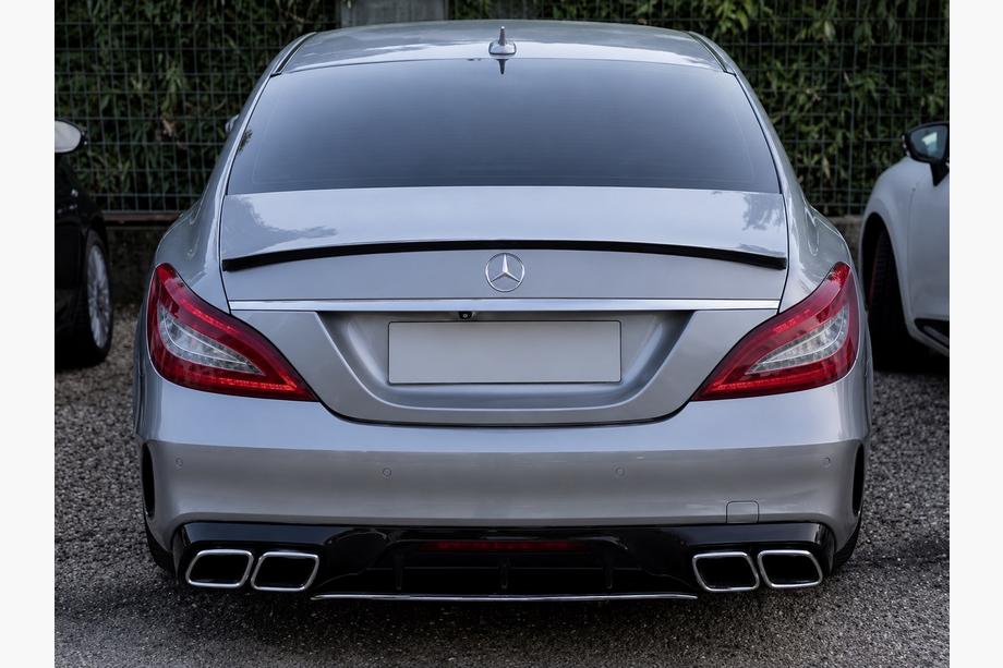 Mercedes CLS C218 2011–2018 Achterdiffuser met chromen uitlaattips (2015-2018, GT63 design) Foto 2