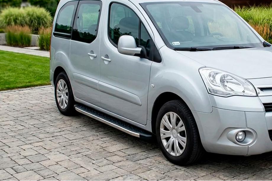 Peugeot Partner Tepee 2008–2018 BlackLine side steps (2 stuks, aluminium) Image