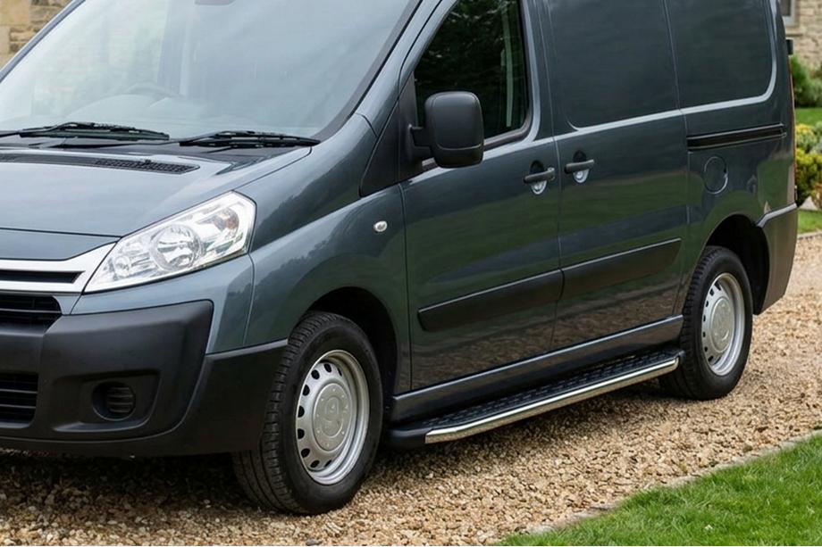 Citroen Jumpy 2007–2017 BlackLine side steps (2 stuks, aluminium) Image