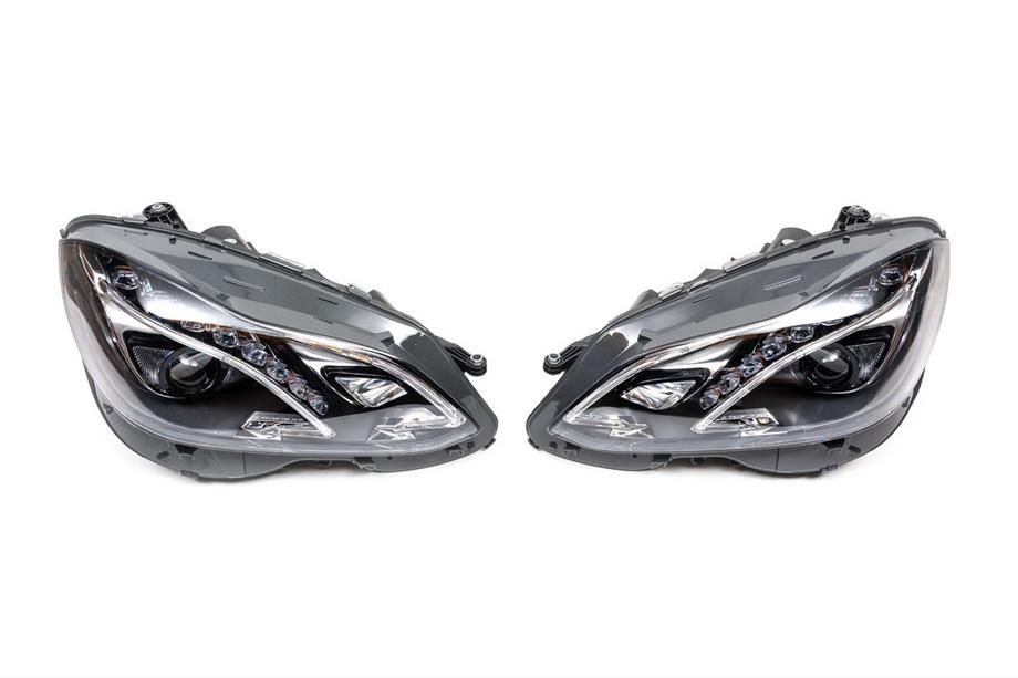 Mercedes E-klasse W212 2009–2016 Koplampen voor (2 st., facelift, zonder regeleenheden, voor auto’s met af-fabriek halogeenverlichting) Foto 2
