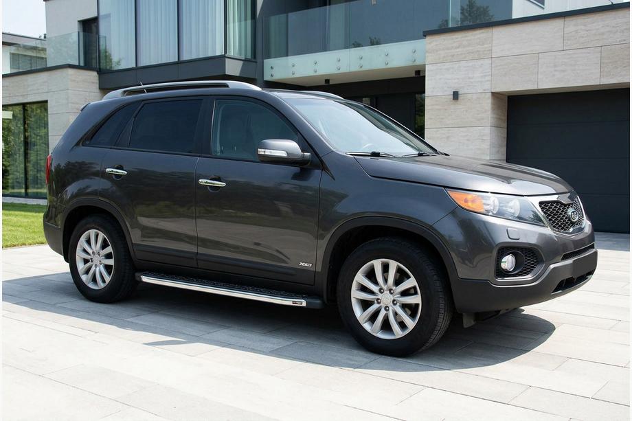 Kia Sorento II XM 2009–2014 BlackLine side steps (2 stuks, aluminium) 2010-2013 Image