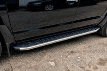 Volkswagen Amarok 2010–2022 BlackLine side steps (2 stuks, aluminium) foto 1