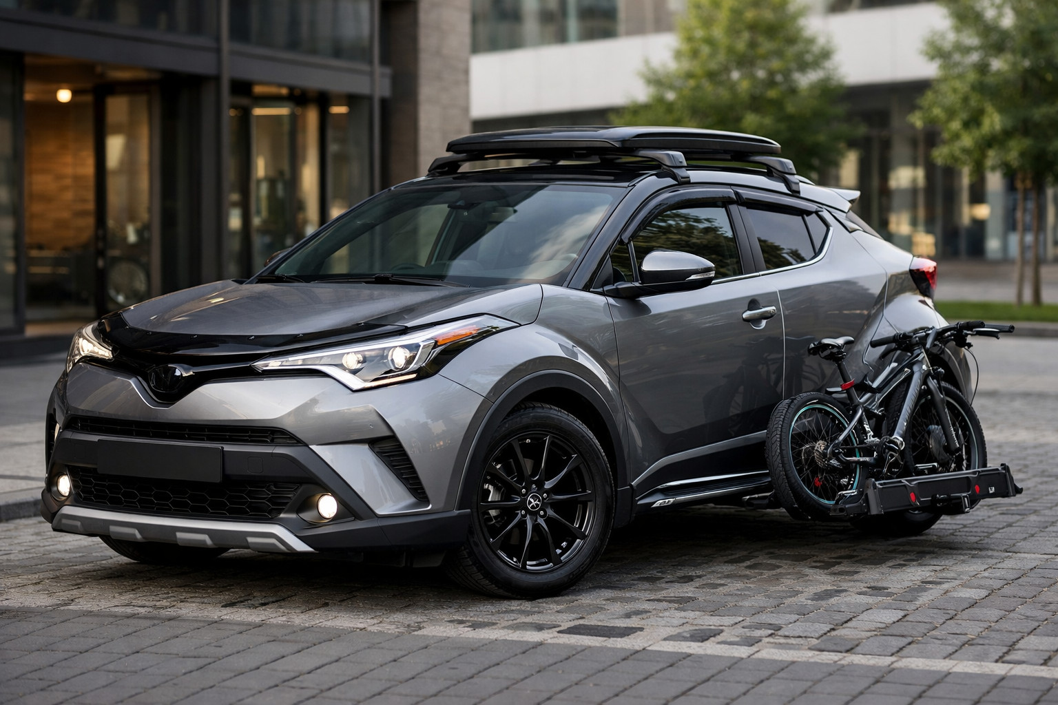 Wat monteer je op Toyota C-HR voor de stad, zonder wanstijling