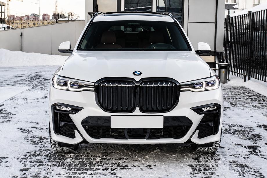 BMW X7 G07 2019– Voorbumper M-Sport (2019-2023) Image