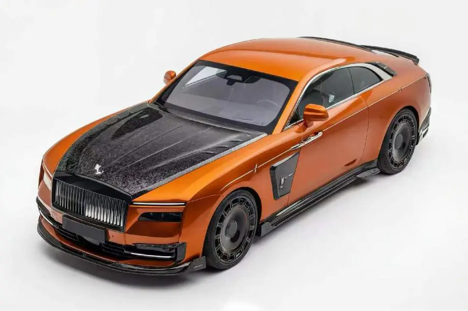 Rolls-Royce Spectre 2023– Bodykit set MNSR Carbon Image