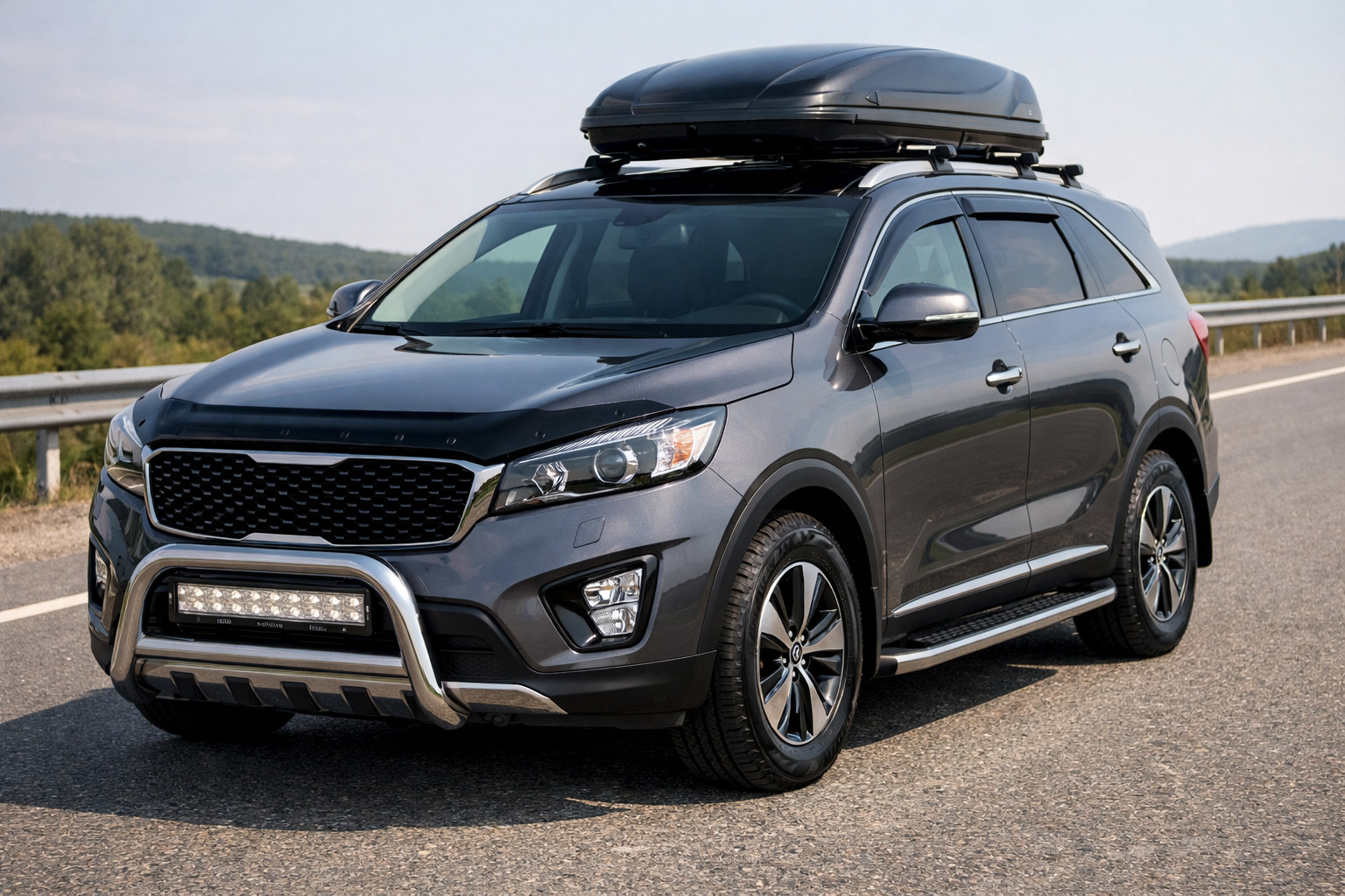 Praktische upgrade voor Kia Sorento III UM 2014-2020: snelweg en motorkapbescherming